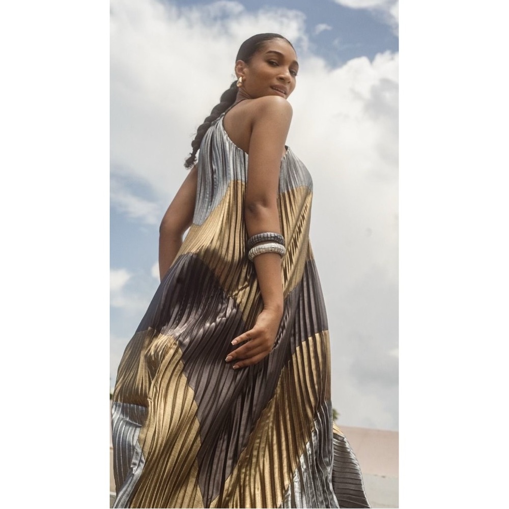 BCBGMAXAZRIA Metallic Silver Gold Colorblocked Pleated Gown XS NWT - Picture 2 of 16
